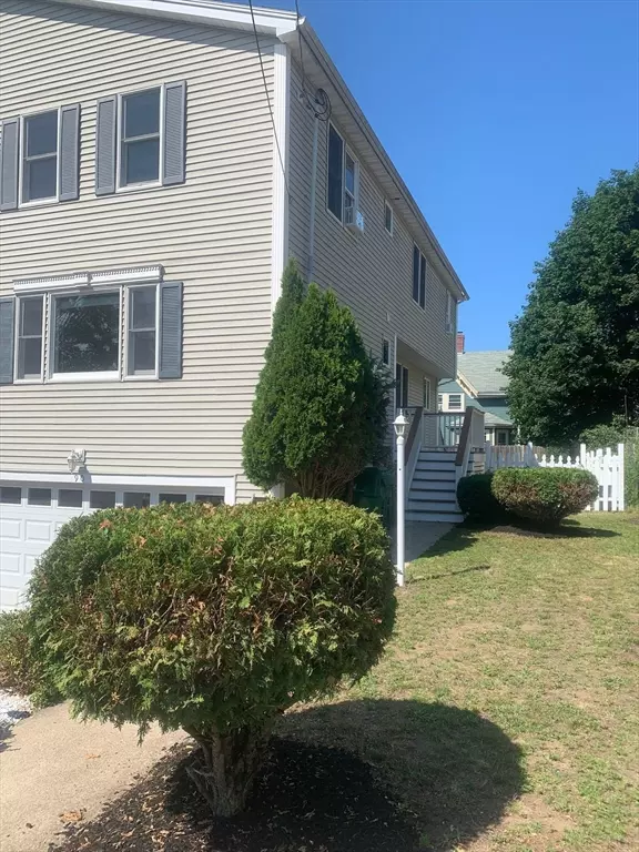 Medford, MA 02155,90 Monument #-