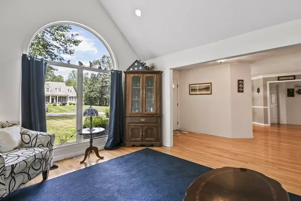 East Longmeadow, MA 01028,40 Rollins Drive