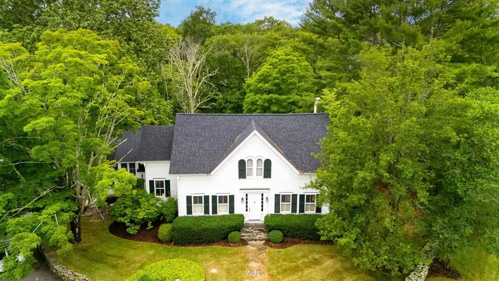 121 Perryville Road, Rehoboth, MA 02769