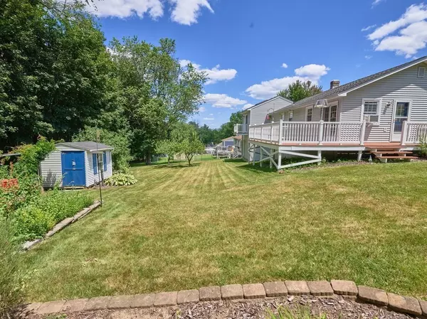 Leominster, MA 01453,597 Willard St