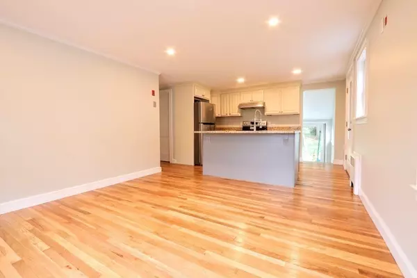 Framingham, MA 01701,66 Spruce Street