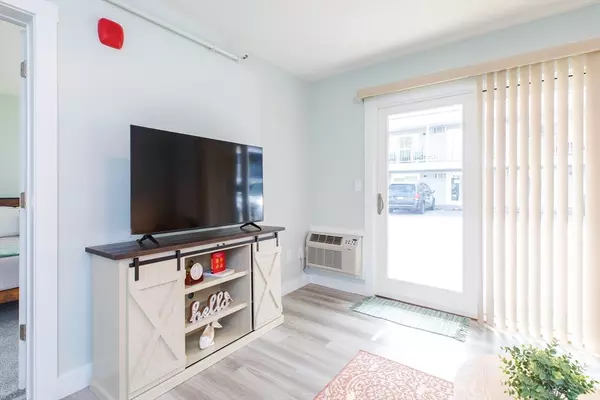 Hampton, NH 03842,449 Ocean Boulevard #113