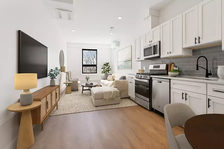 1137 Washington #5, Boston, MA 02124