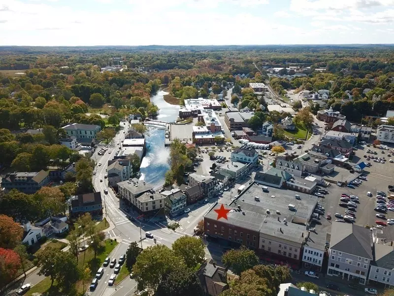 2 Central St #12, Ipswich, MA 01938