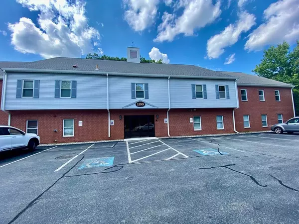 Braintree, MA 02184,1599 Washington St #2A-3