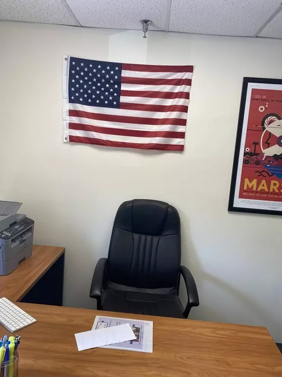 Braintree, MA 02184,1599 Washington St #2A-3