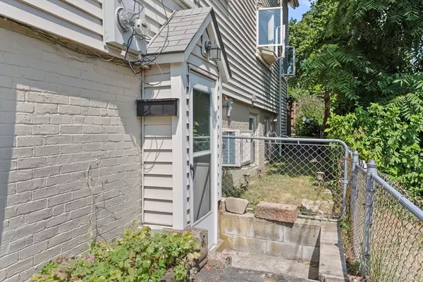 Salem, MA 01970,29 West Ave