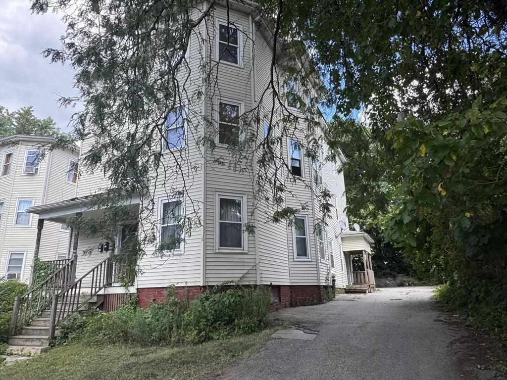 Worcester, MA 01604,4 Fay St