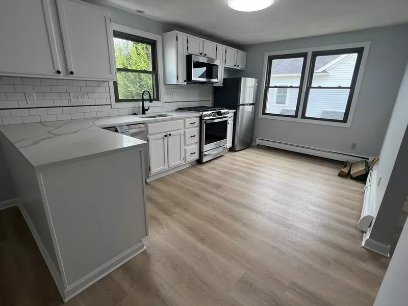 204 California Street #B, Newton, MA 02458