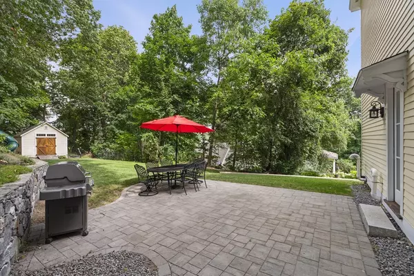 Andover, MA 01810,11 Clark Rd