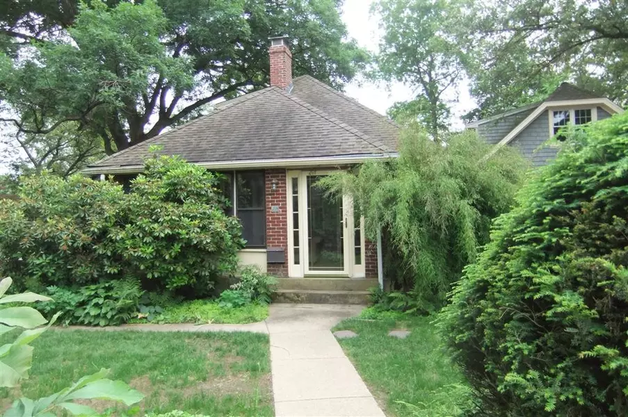 68 Walnut Hill, Newton, MA 02459