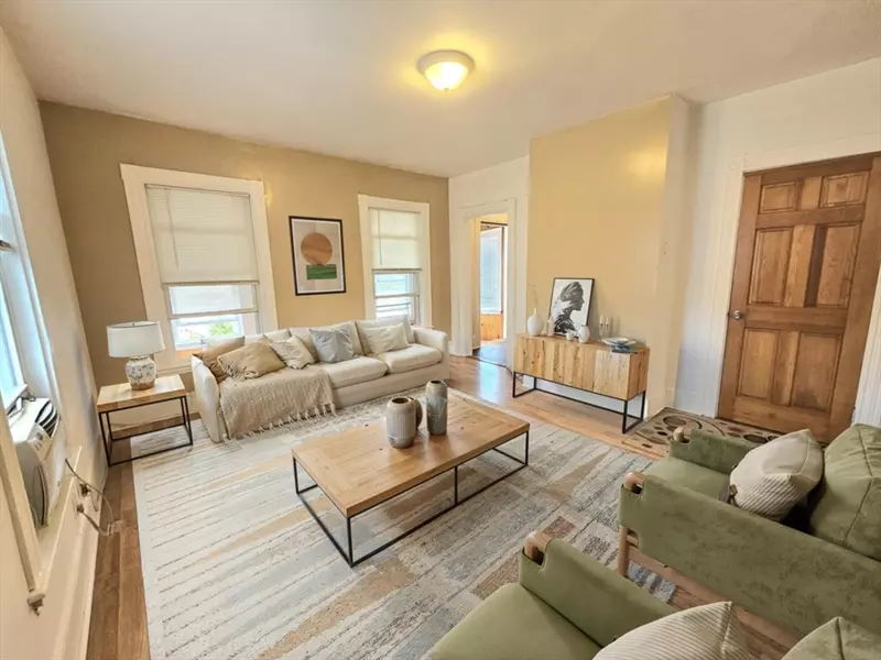 398 Charles St #2A, Malden, MA 02148