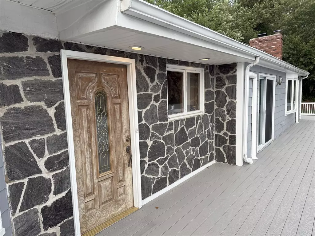 Holbrook, MA 02343,375 S Franklin St #1