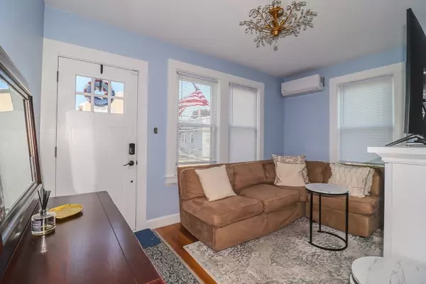 Dartmouth, MA 02748,15 Puritan St