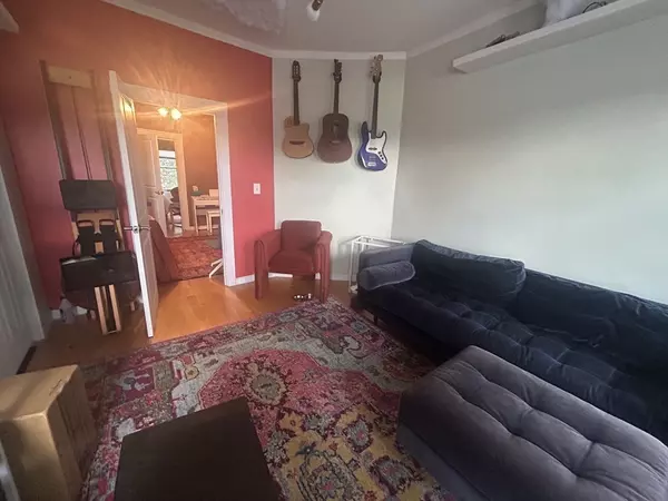 Somerville, MA 02145,12 Pearl St Pl #3