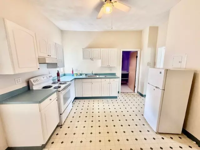 540 Cambridge #3, Cambridge, MA 02141