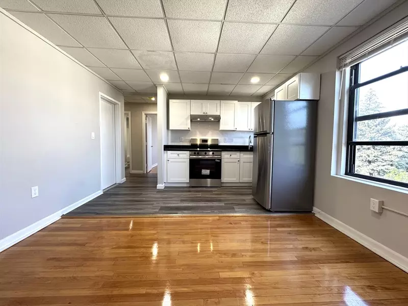 8 Langmaid Ave #24, Somerville, MA 02145