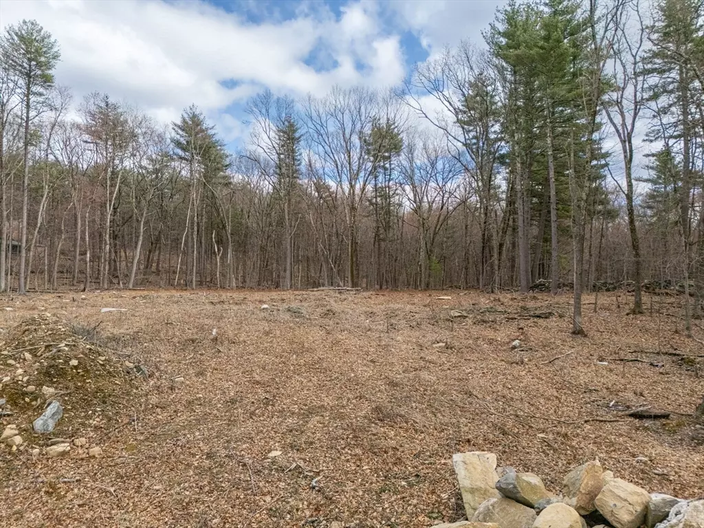 Bolton, MA 01740,98 - 100 Meadow Rd