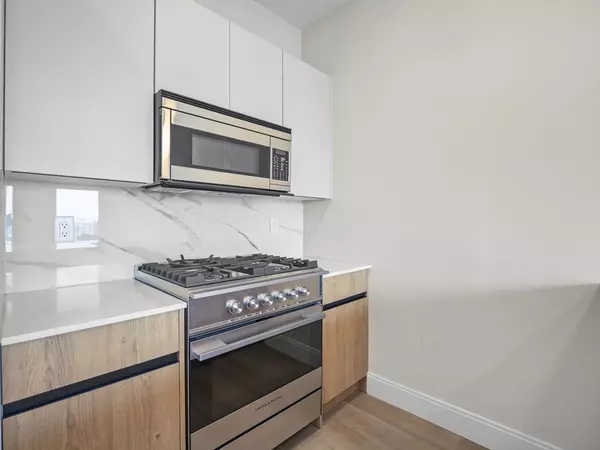 Boston, MA 02135,249 Corey Rd #404