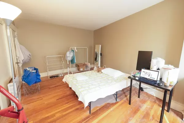 Boston, MA 02135,30 Kinross Rd #6
