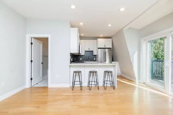 Boston, MA 02128,53 Lexington Street #3