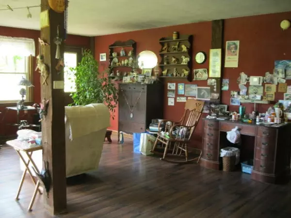 Chester, MA 01011,73 Ingell Rd