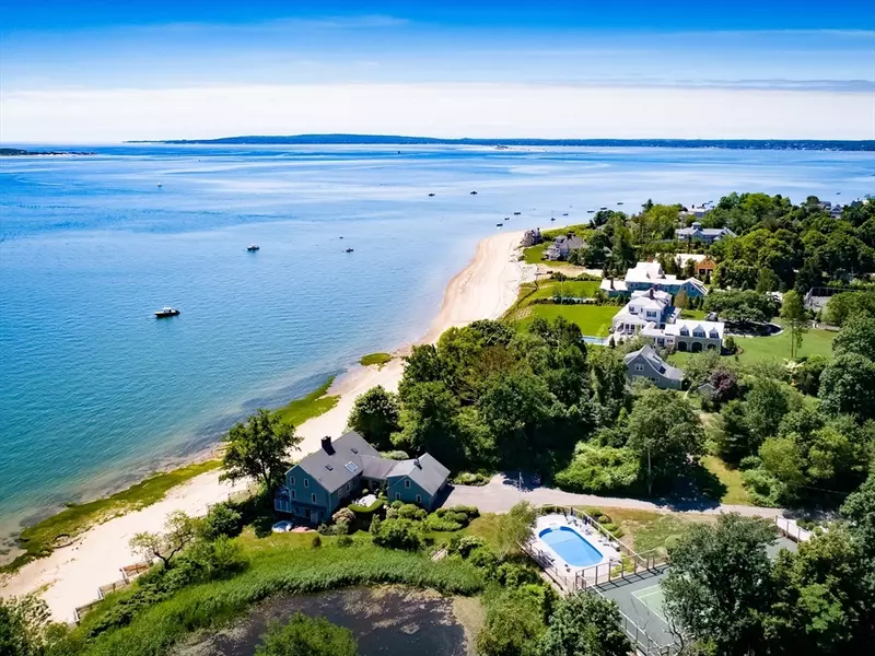 230 Marshall St, Duxbury, MA 02332