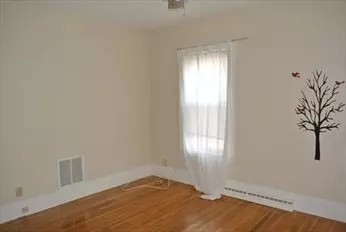 Newton, MA 02458,41 Faxon Street #1