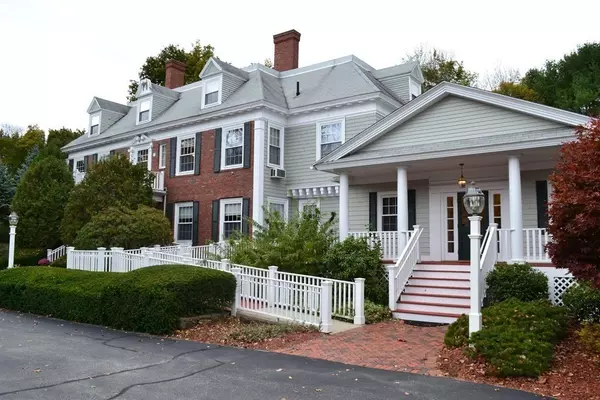 5 Porter Rd #A2, Andover, MA 01810