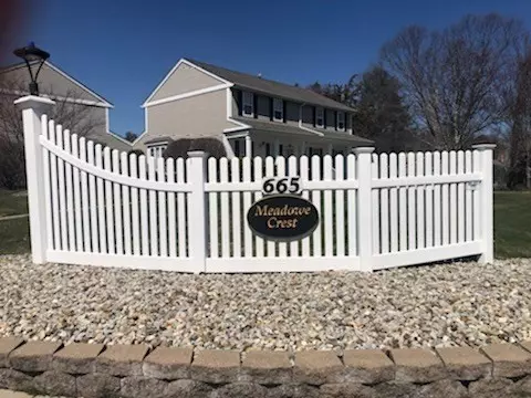 Ludlow, MA 01056,665 Center St #601