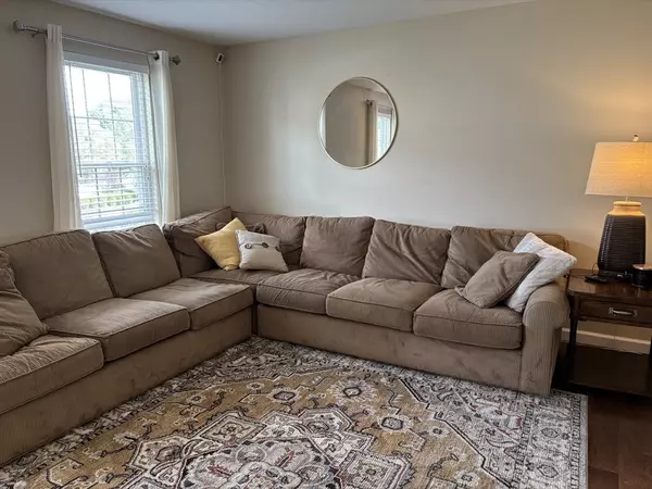 Ludlow, MA 01056,665 Center St #601