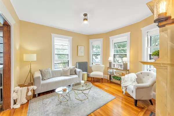 Boston, MA 02131,59 Aldrich Street #2