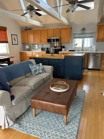 Newburyport, MA 01950,6 78 #B-WINTER