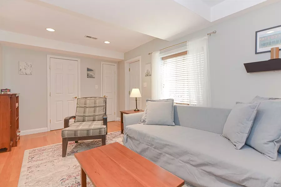 11 Emmet Street #2, Boston, MA 02127