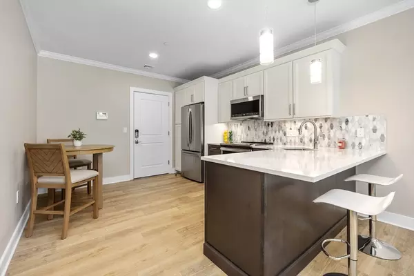 Quincy, MA 02169,21 Totman Street #202
