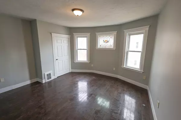Boston, MA 02125,23 Barry Street #3