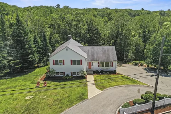 Hopkinton, MA 01748,283 Hayden Rowe St