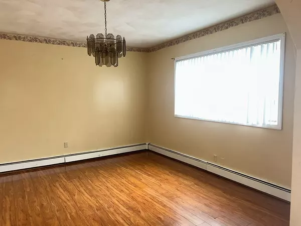 Fall River, MA 02721,69 Mott St