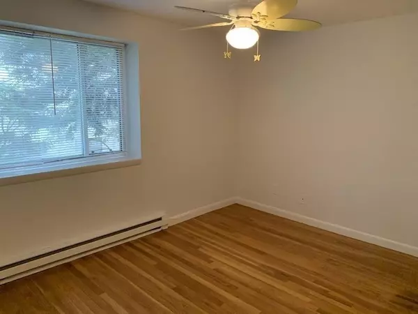 Boston, MA 02135,39 Englewood Ave #23
