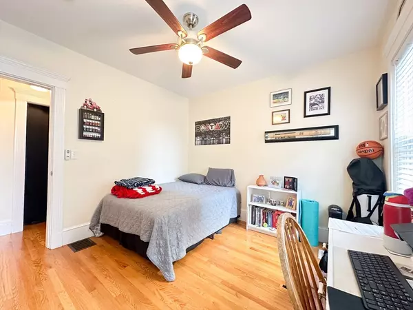 Boston, MA 02122,152 Homes Ave #2