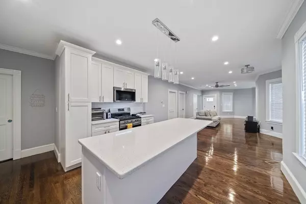 Milton, MA 02186,220 Blue Hills Pkwy #220