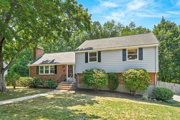 Winchester, MA 01890,17 Dennett Road
