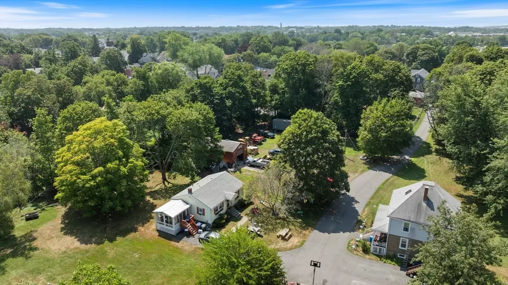 Danvers, MA 01923,138-R High St