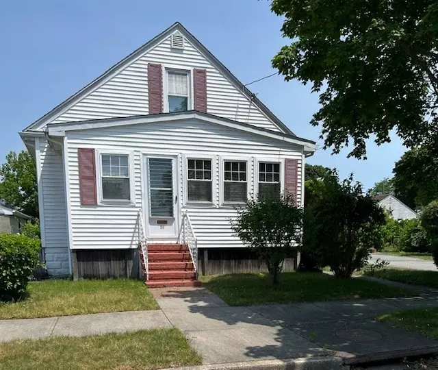 24 Metcalf Street, New Bedford, MA 02745