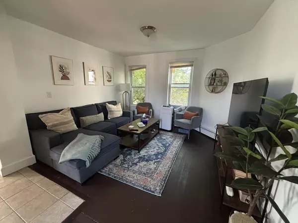 106 Pine Street #3, Cambridge, MA 02139