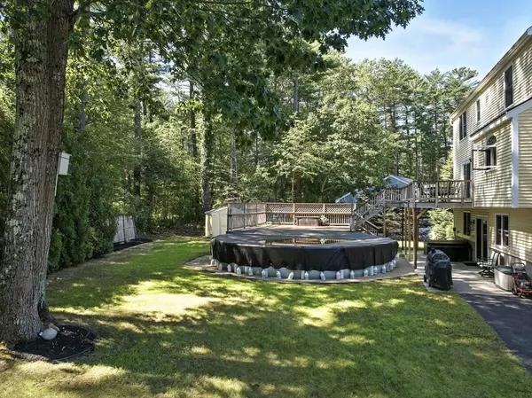 Salisbury, MA 01952,7 Palis Dr