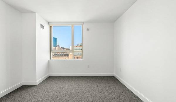 99 Kneeland St #1403, Boston, MA 02111