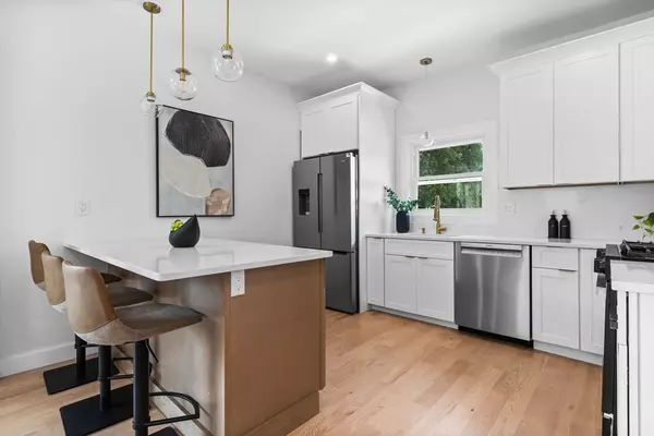 Winthrop, MA 02152,12 Sewall Ave #2