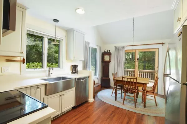 77 Shellback #77L, Mashpee, MA 02649