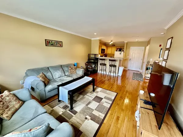 Norwood, MA 02062,140 Railroad Avenue #B313